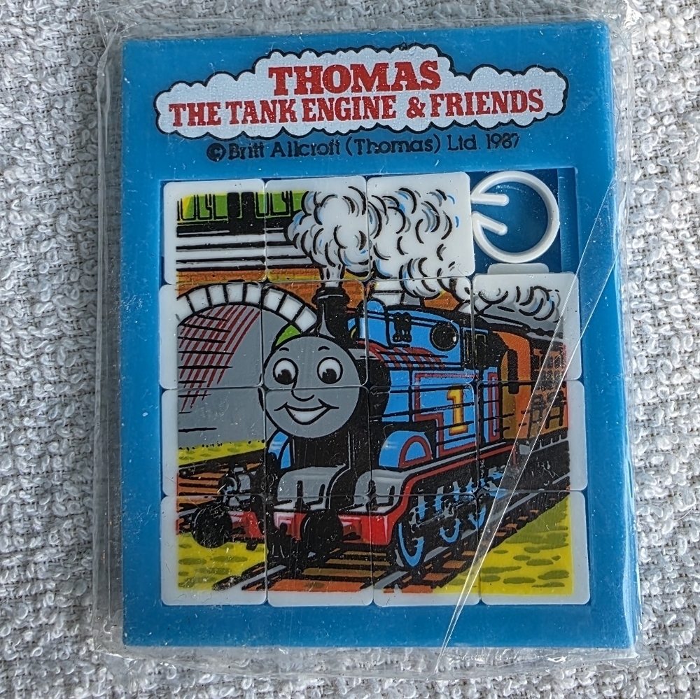 Thomas & Friends Colorful Puzzle Game Plastic Slide Puzzle 1987